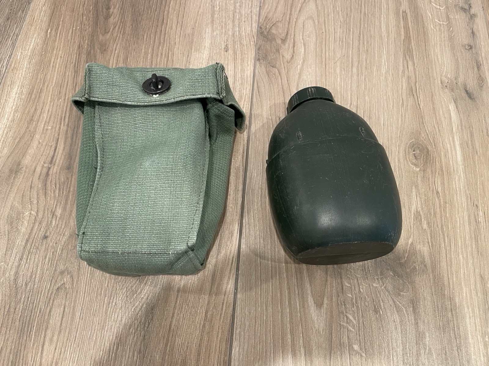 Iraqi Army P58 Canteen And Cover Desert Storm Iraqi Freedom