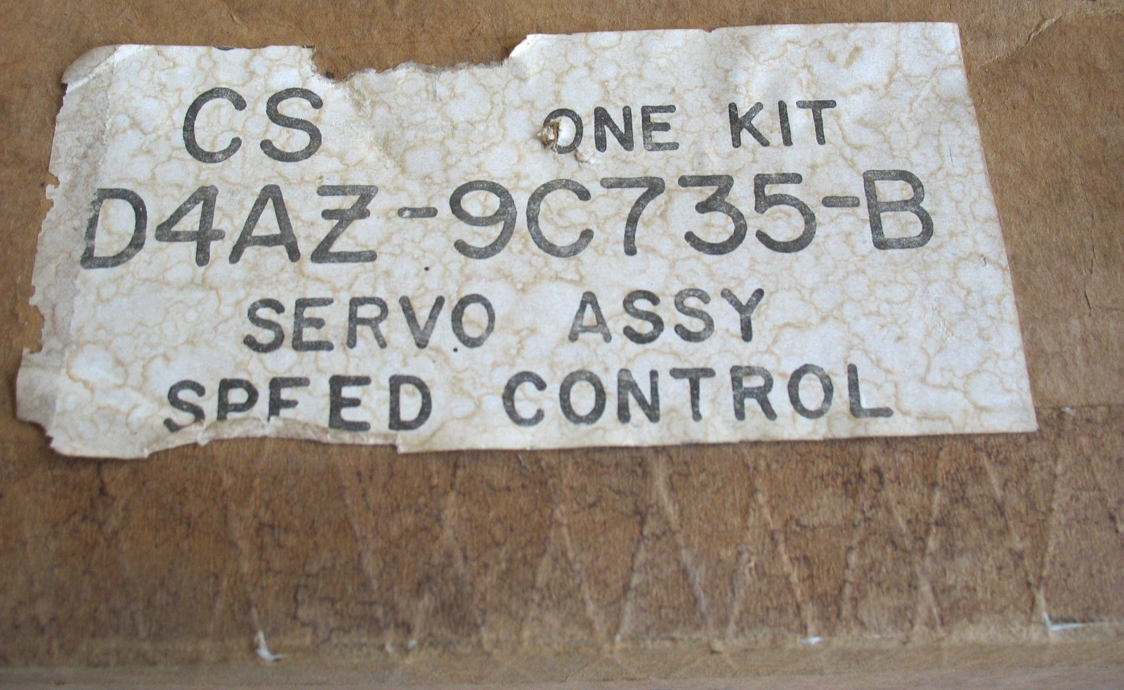 New NOS Ford 1974 Speed Control Servo Assembly D4AZ - 9C735 - B