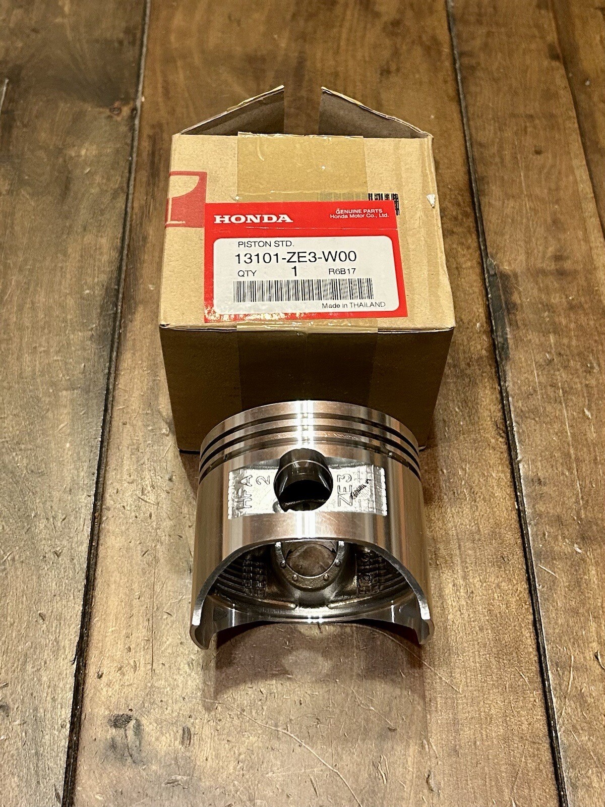 HONDA Piston STD GX340 GXV340 EB5000 EM5000 H1011 13101-ZE3-W00 Genuine OEM