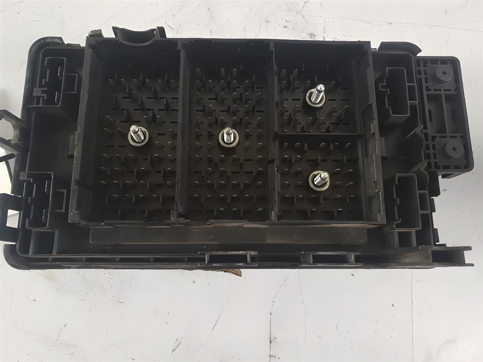 2007 Chevy Colorado GMC Canyon Engine Fuse Box OEM