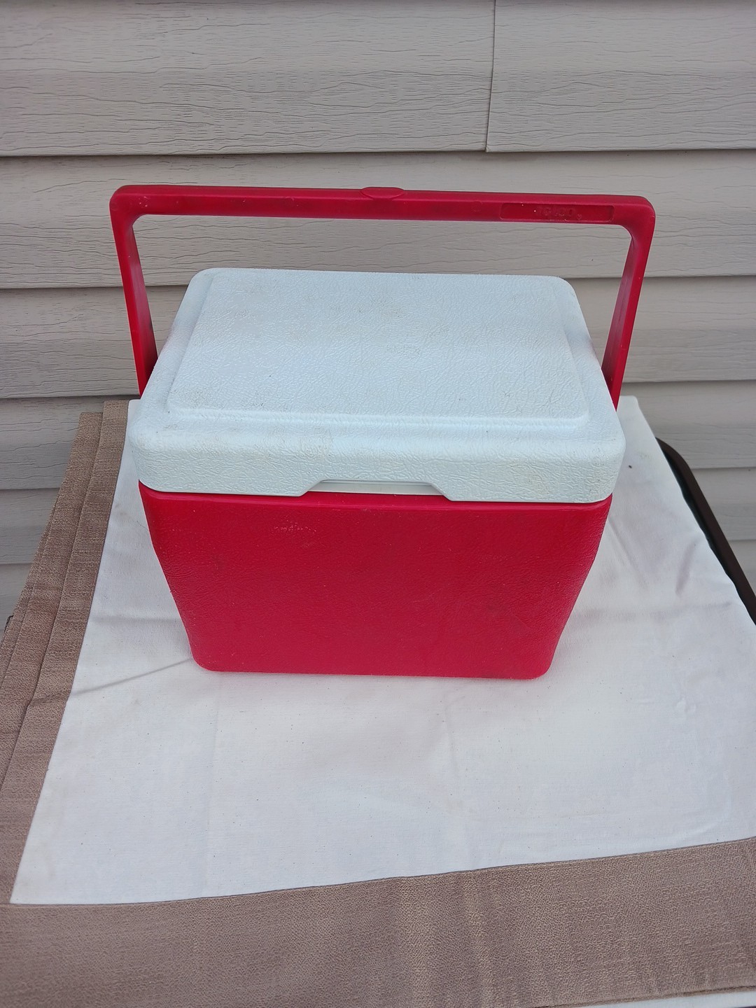 Igloo Personal 6 Cooler