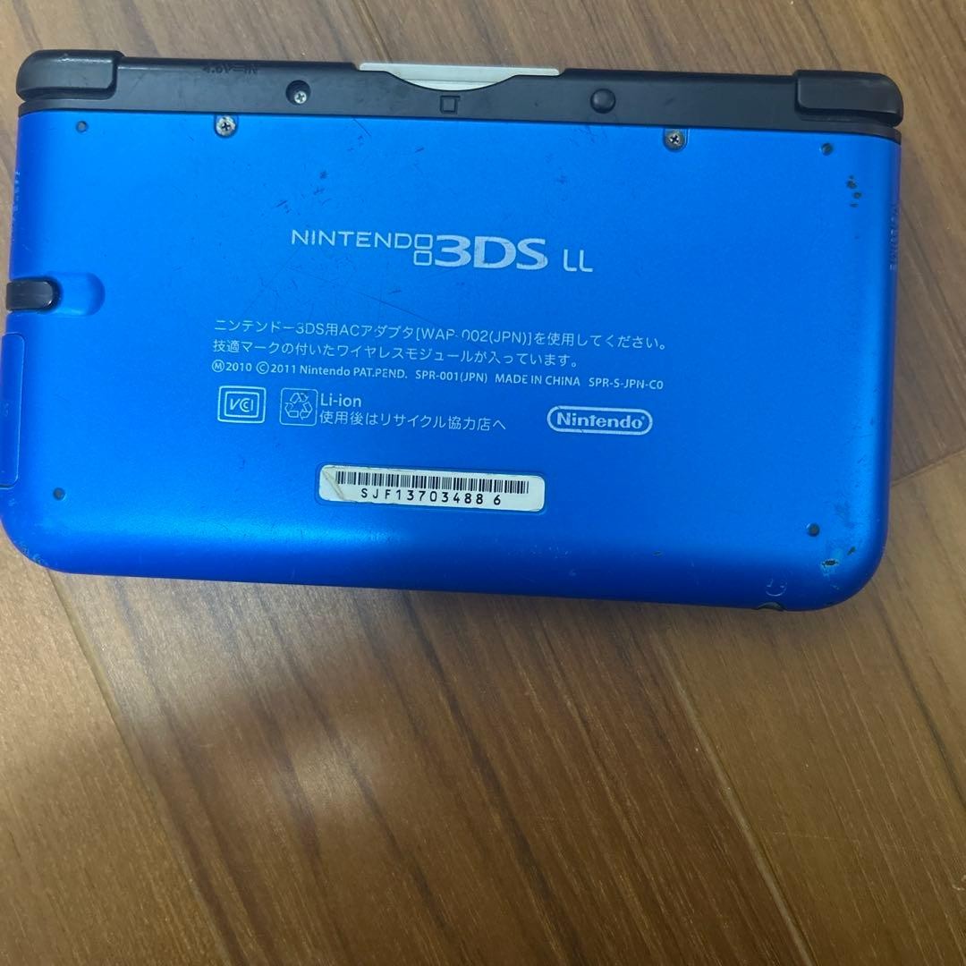 3DS/2DS/DS Nintendo 3Ds With Cassette Japan