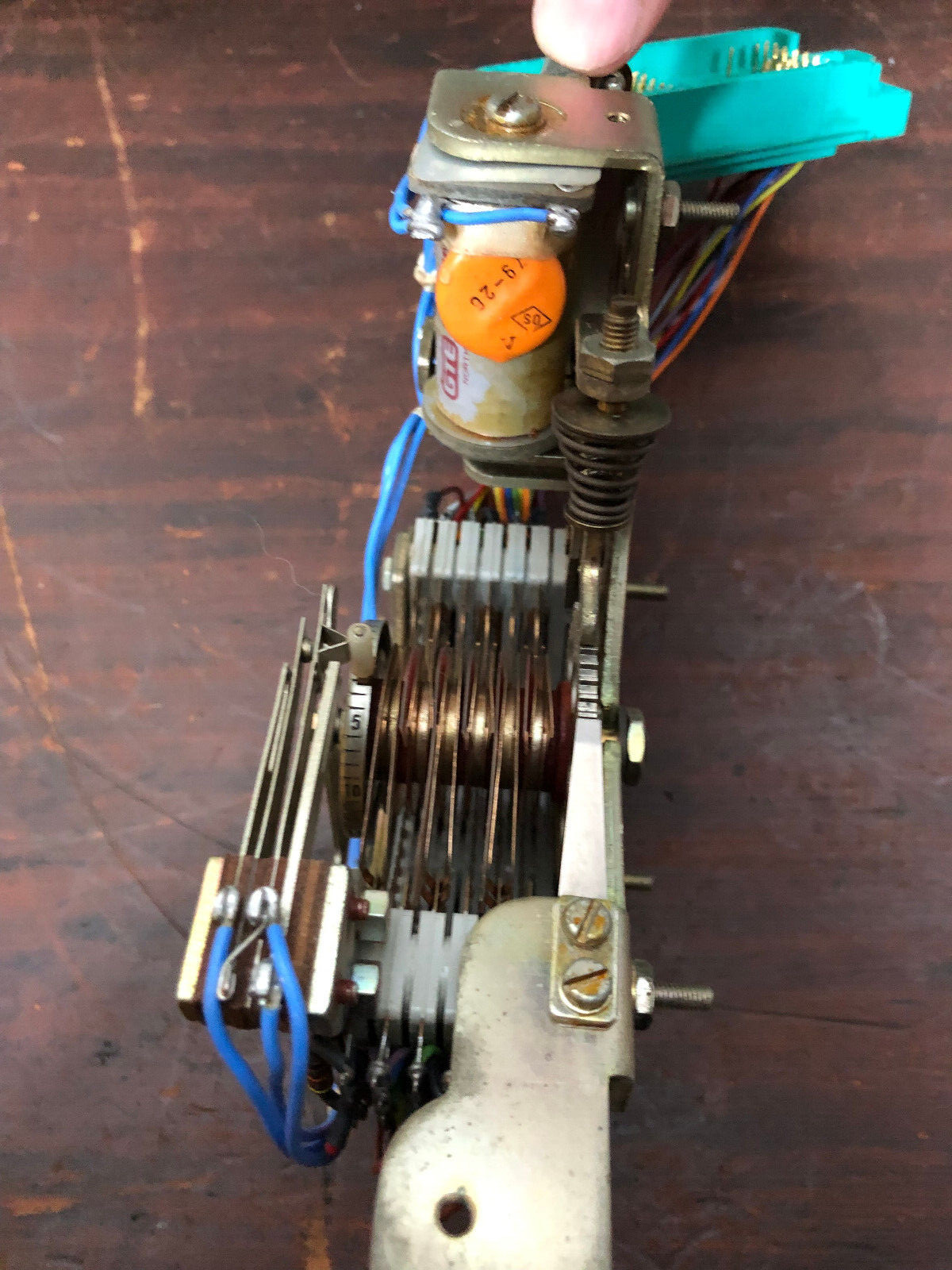GTE - AUTOMATIC ELECTRIC CO. ROTARY STEPPING SWITCH #100