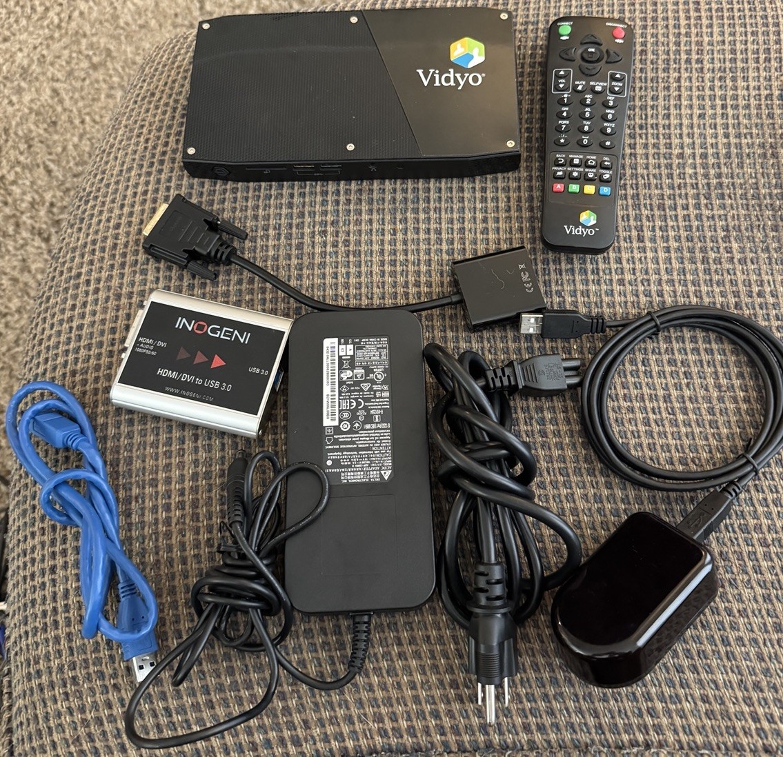 VidyoRoom System HD2 Telepresence Video Audio Conference DEV-RM-HD2-SA-0A