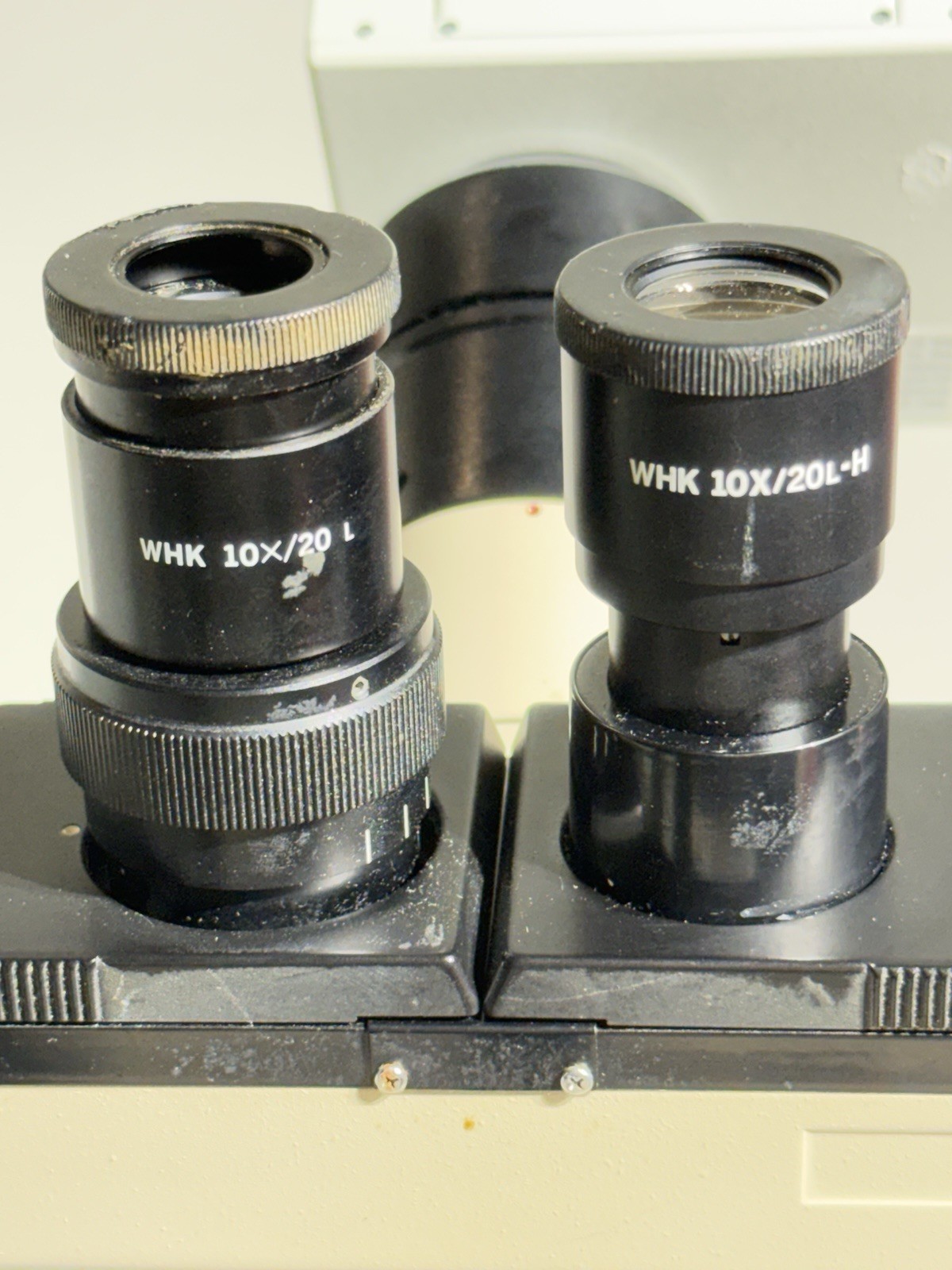 Olympus BH-2 BHS Microscope Trinocular w/ Olympus DP10 Digital Microscope Camera