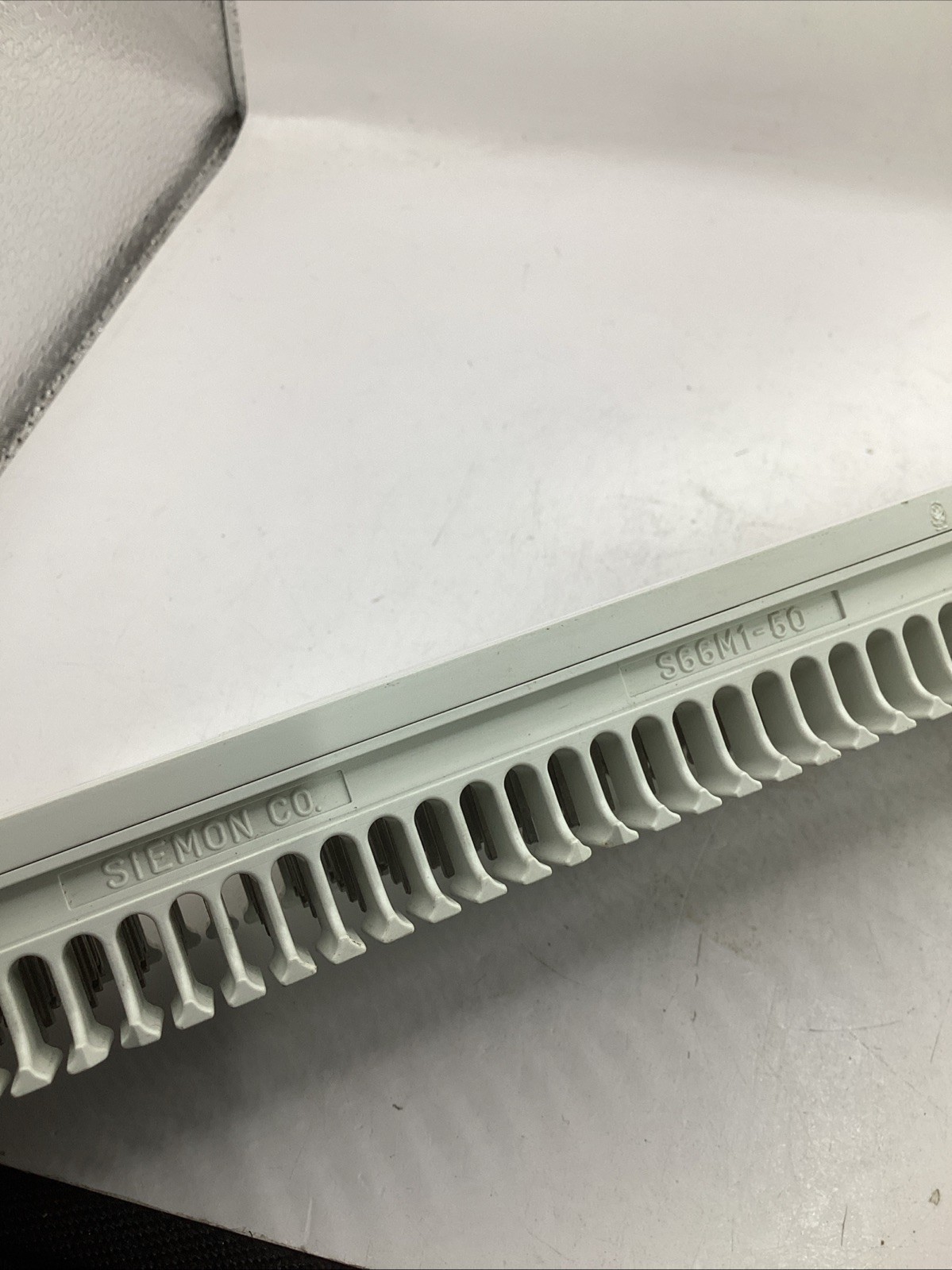 SIEMON S66M1-50 Network Interface Punch Down Block S66M150