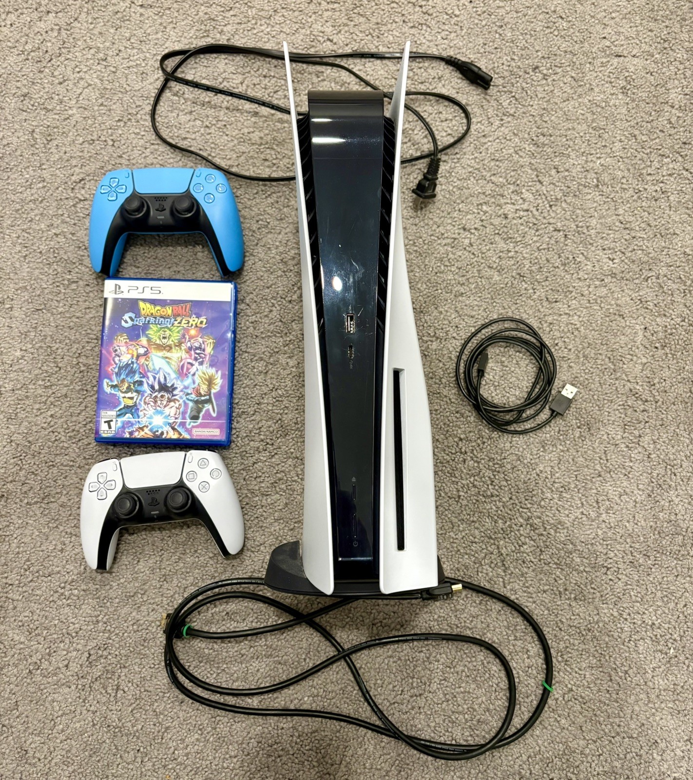 PS5 CF1-1015A Disc Edition, Stand, 2 Controllers and Dragon Ball Sparking Zero