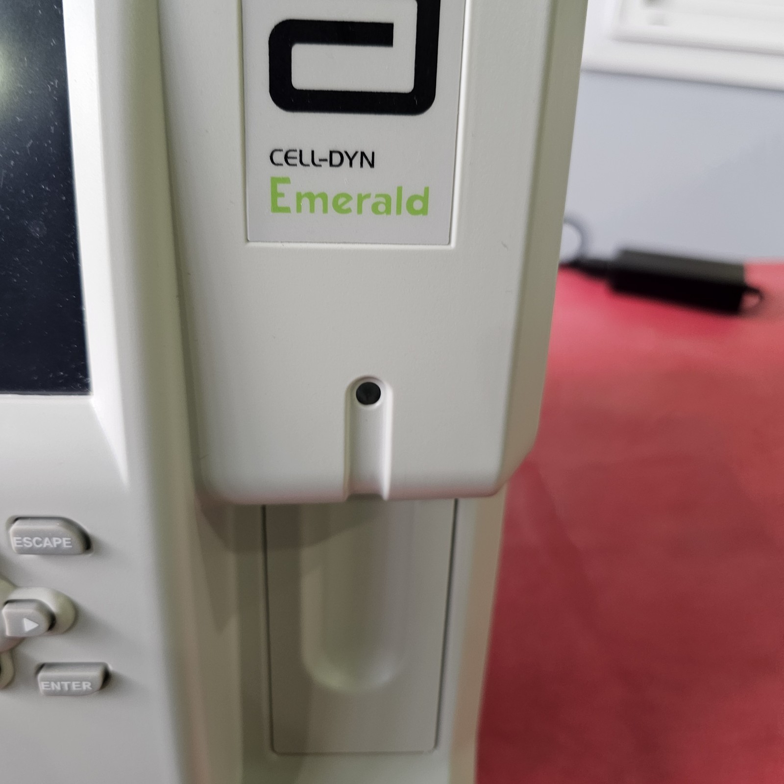 Abbott Cell-Dyn Emerald Hematology Analyzer