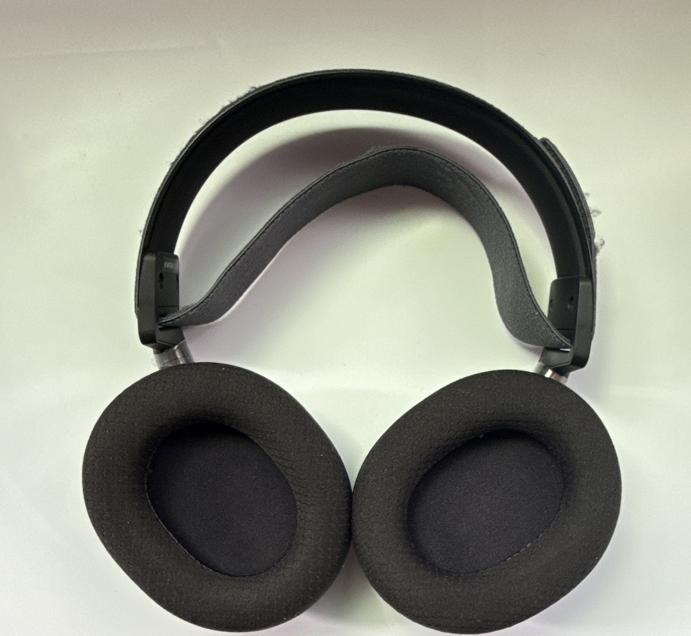 SteelSeries Arctis 7 + Black Wireless Bluetooth Gaming Headset - No Dongle