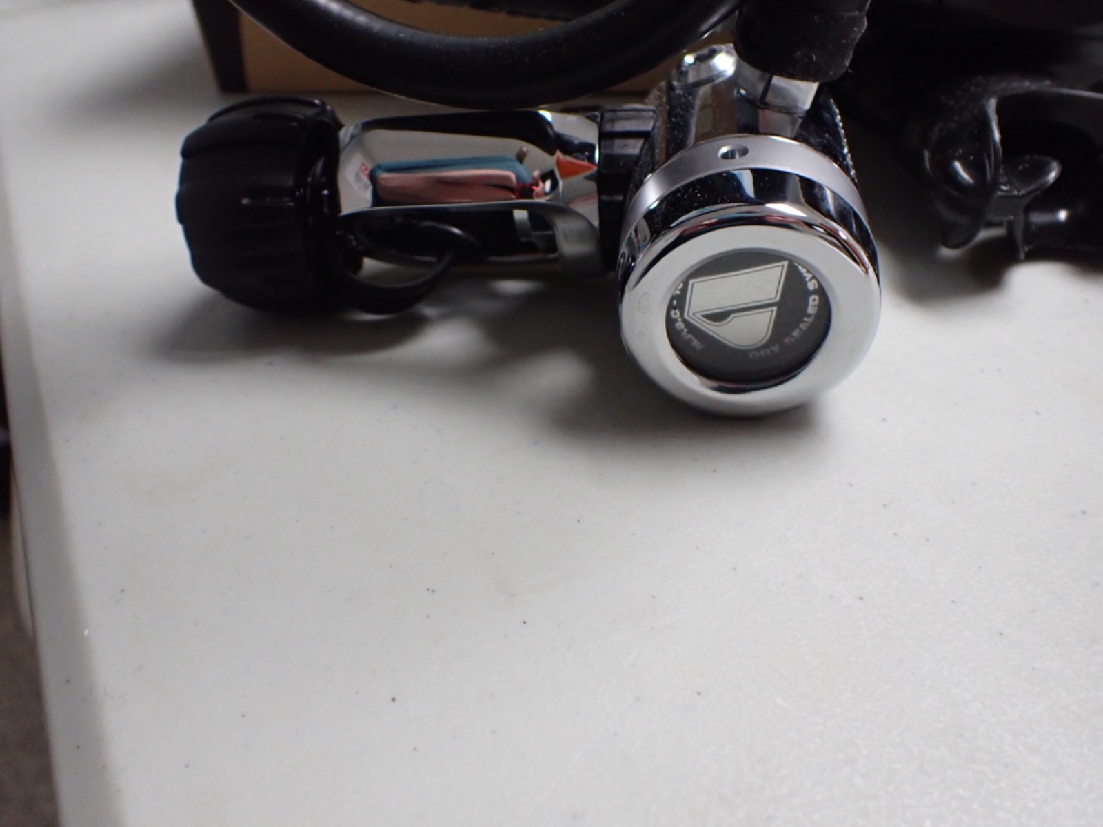 Apeks ATX 40 Regulator, Yoke New