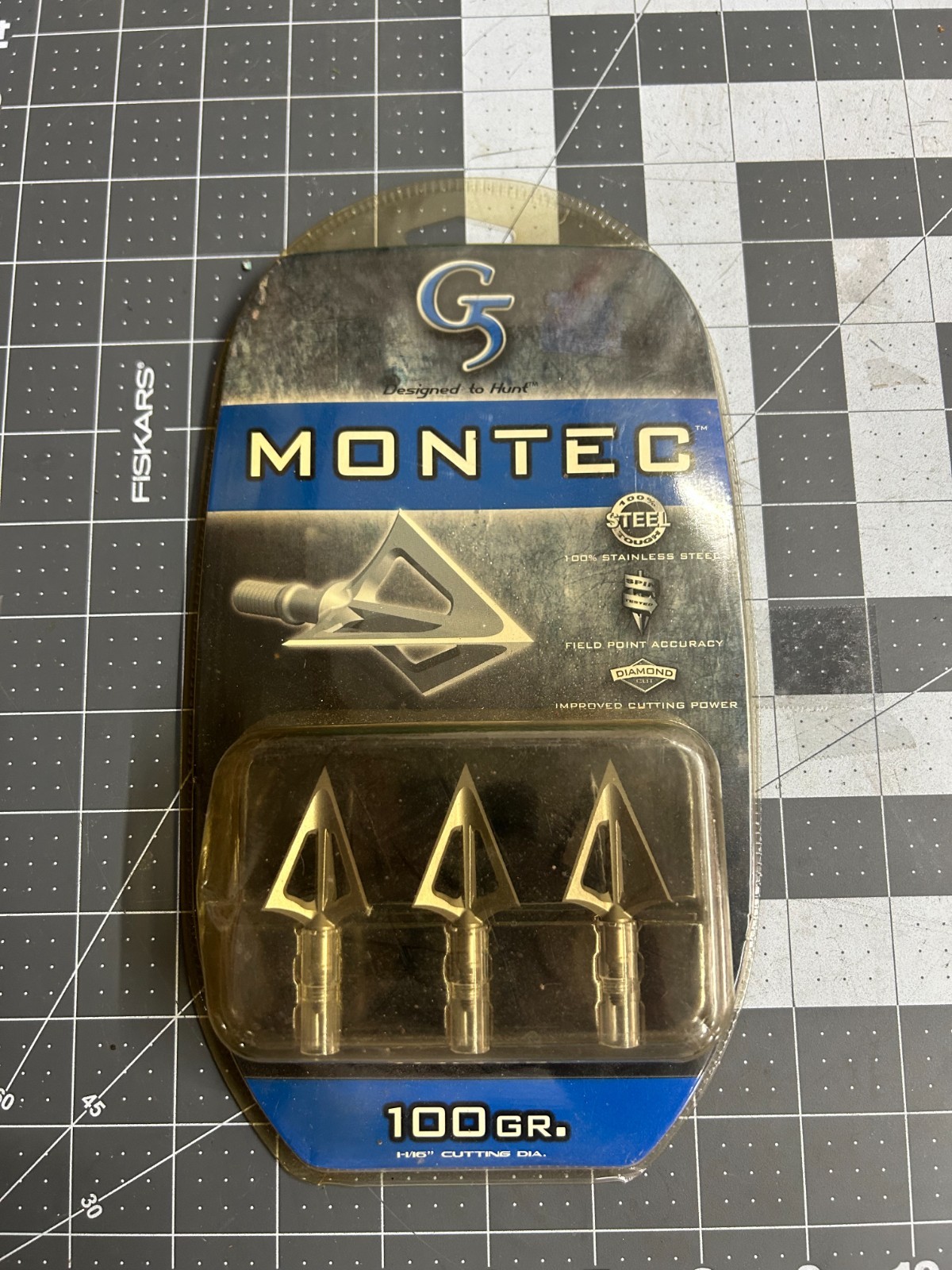 New 3-piece G5 Montec Fixed Blade Broadhead 100 Grain Stainless Steel Model# 112