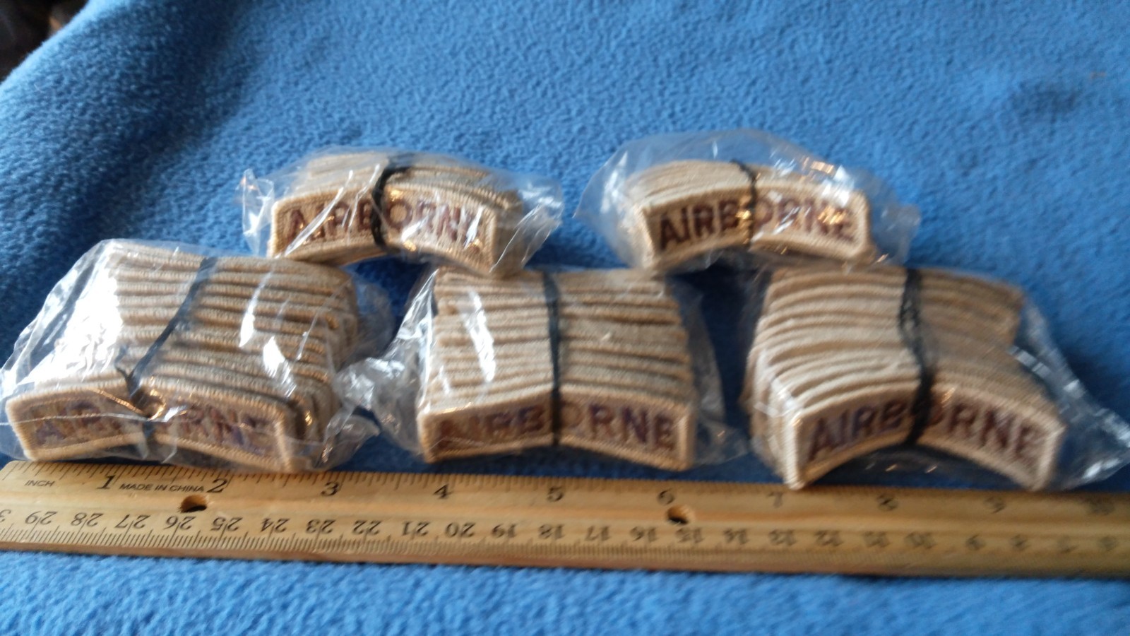 LOT OF 5 BUNDLES OF 20 - US ARMY DESERT PATCHES - AIRBORNE TABS NEW SEALED - 100