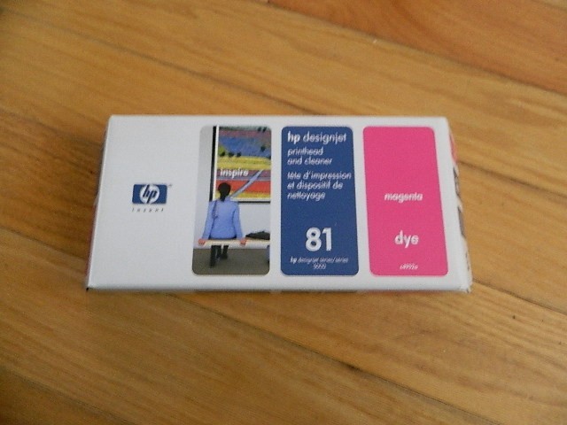 2012 GENUINE HP 81 Magenta PRINTHEAD/CLEANER C4952A DESIGNJET 5000 5500 NEW SEAL