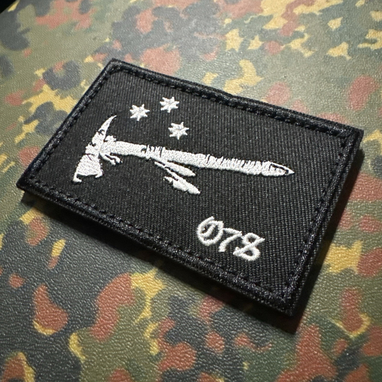 ONE 7 SIX TOMAHAWK Embroidered Patch Hook/Loop O7S FOG SupDef WRMFZY QILO