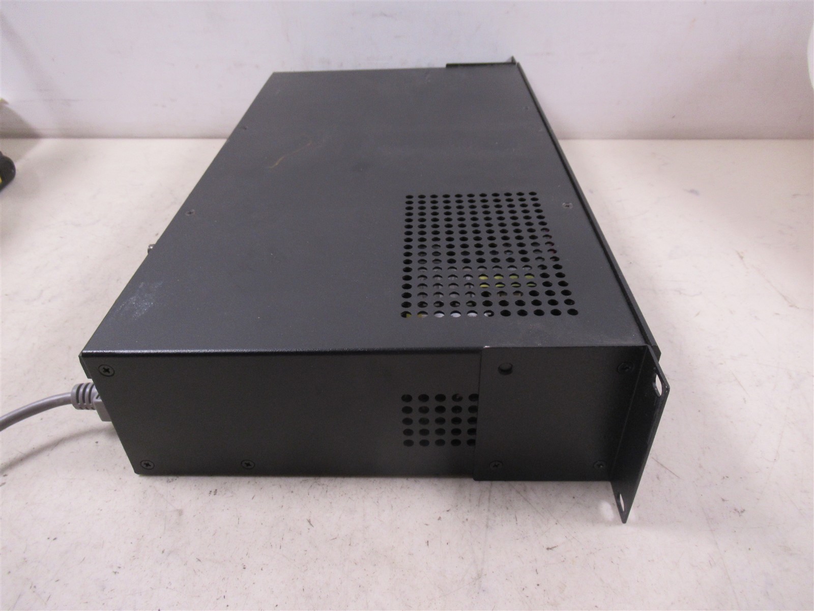 Crestron AV2 Audio Video Control Processor Dual-Bus Audio Video (AV) Control