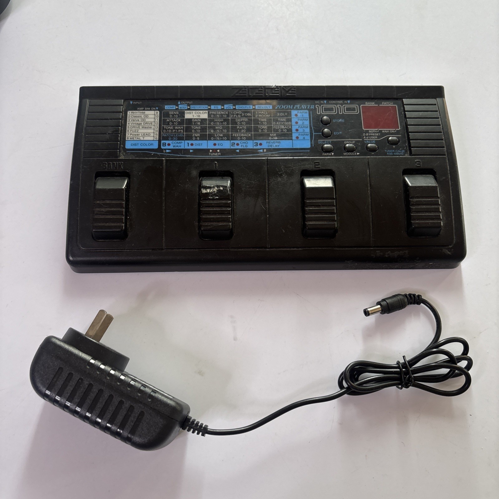Zoom Model 1010 Multi Effect Guitar Pedal