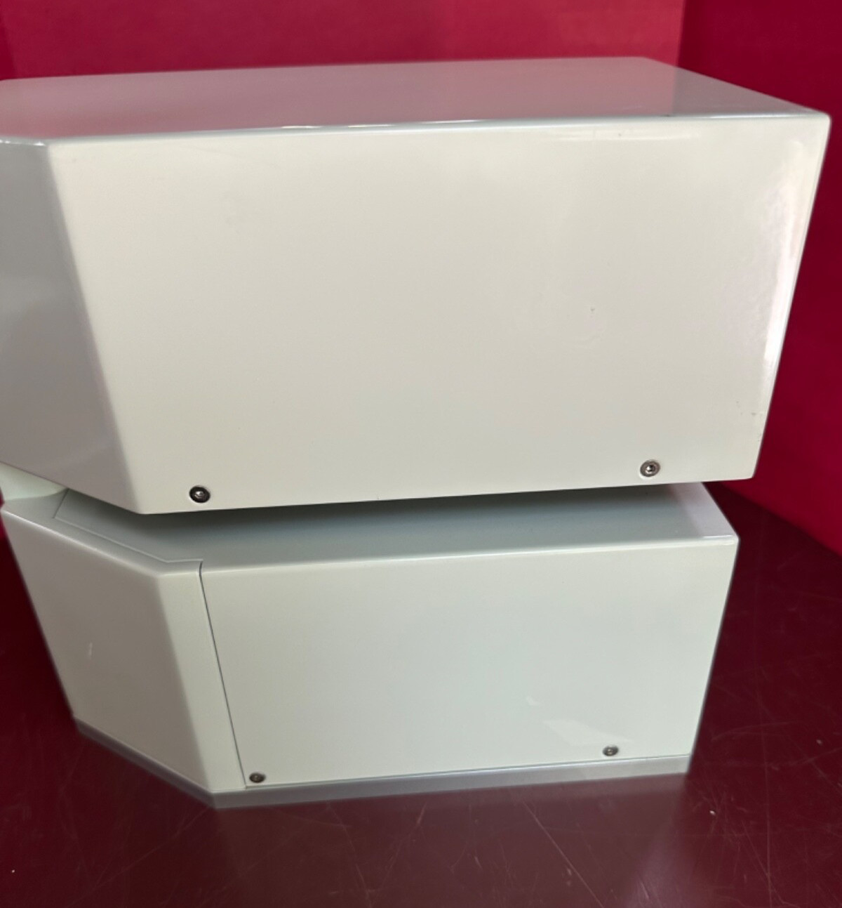 AS IS UNTESTED Brooks Automation PN: 194182 / 196635 Robot Wafer Pre-Aligner