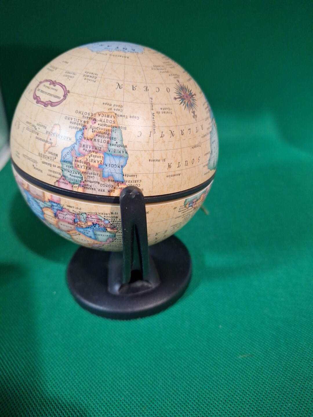 Replogle Mini Desk Globe 2001. Moves In 2 Directions.