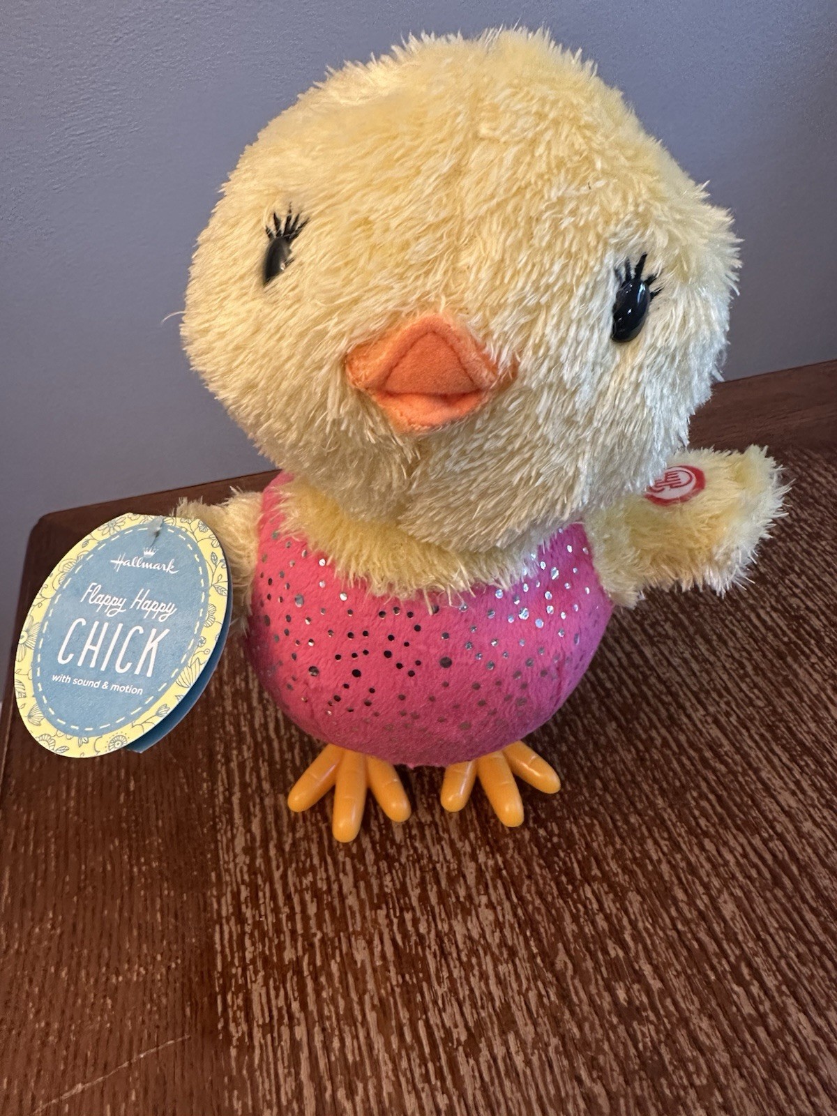 Hallmark Flappy Happy Chick Sing Flaps Wings Parody Girls Just Wanna Have Fun 9"