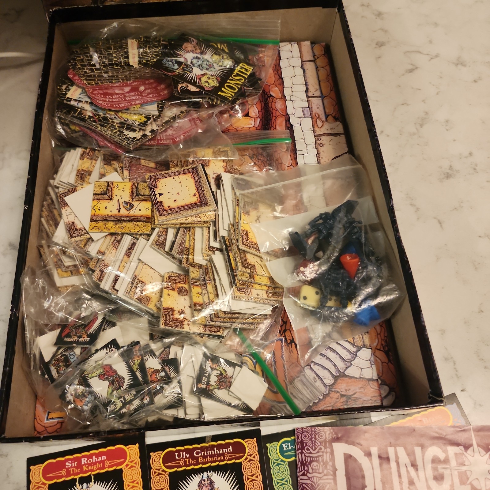 VTG 1987 Games Workshop DUNGEONQUEST Board Game Talisman NEAR COMPLETE - Read