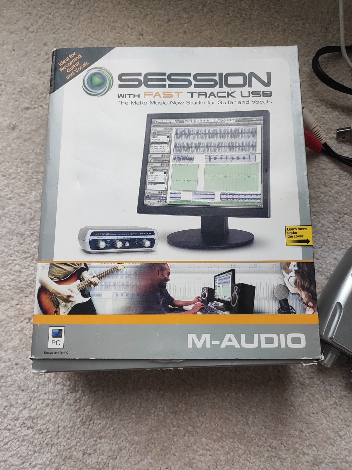 M-Audio Fast track USB Session The Make-Music-Now Studio For Guitar And  Voice