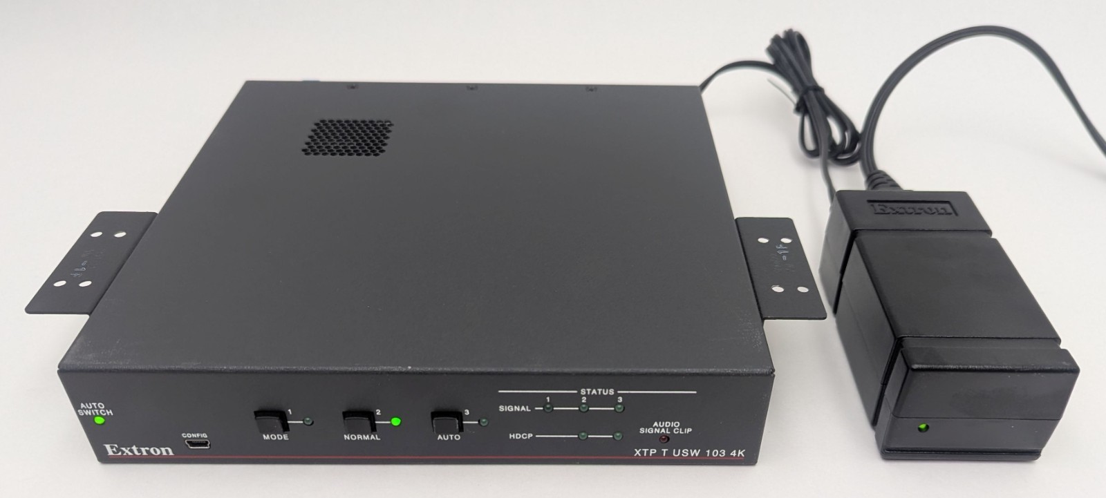 Extron XTP T USW 103 4K Three Input Switcher w/ HDMI Output & XtP 4K Transmitter