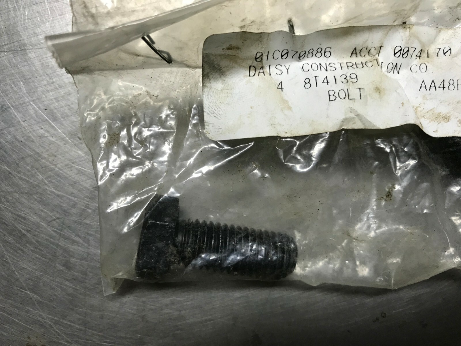 8T4139 GENUINE CAT Hex Head Capscrew BOLT  Caterpillar 8T-4139 - QTY of 2 BOLTS