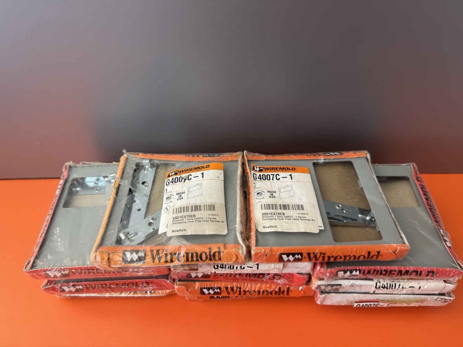 Wiremold One Gang Device Plate G4007C-1  Qty: 14