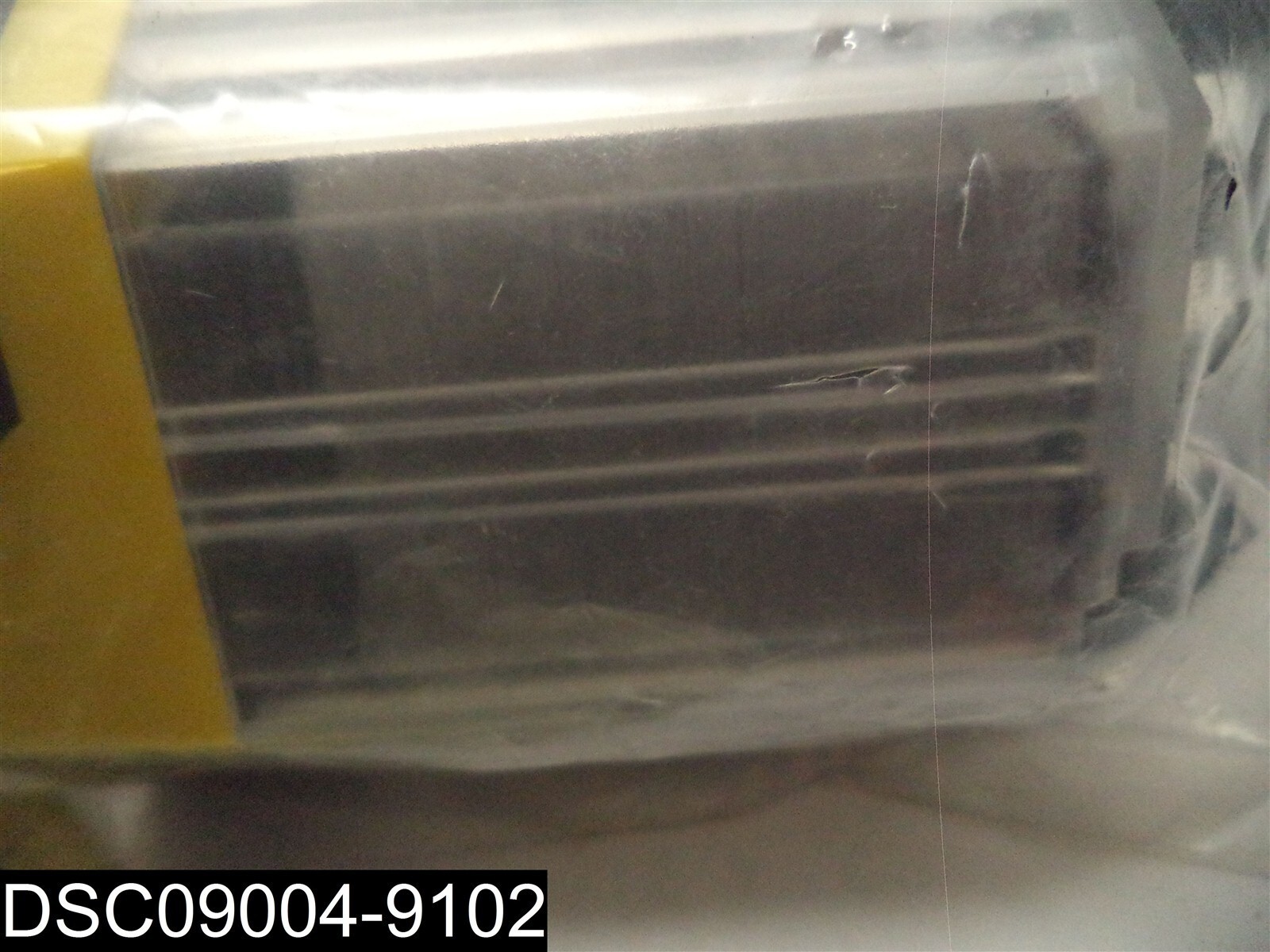 1538688: Lawson Utility Blade Dispenser (75 Blades)