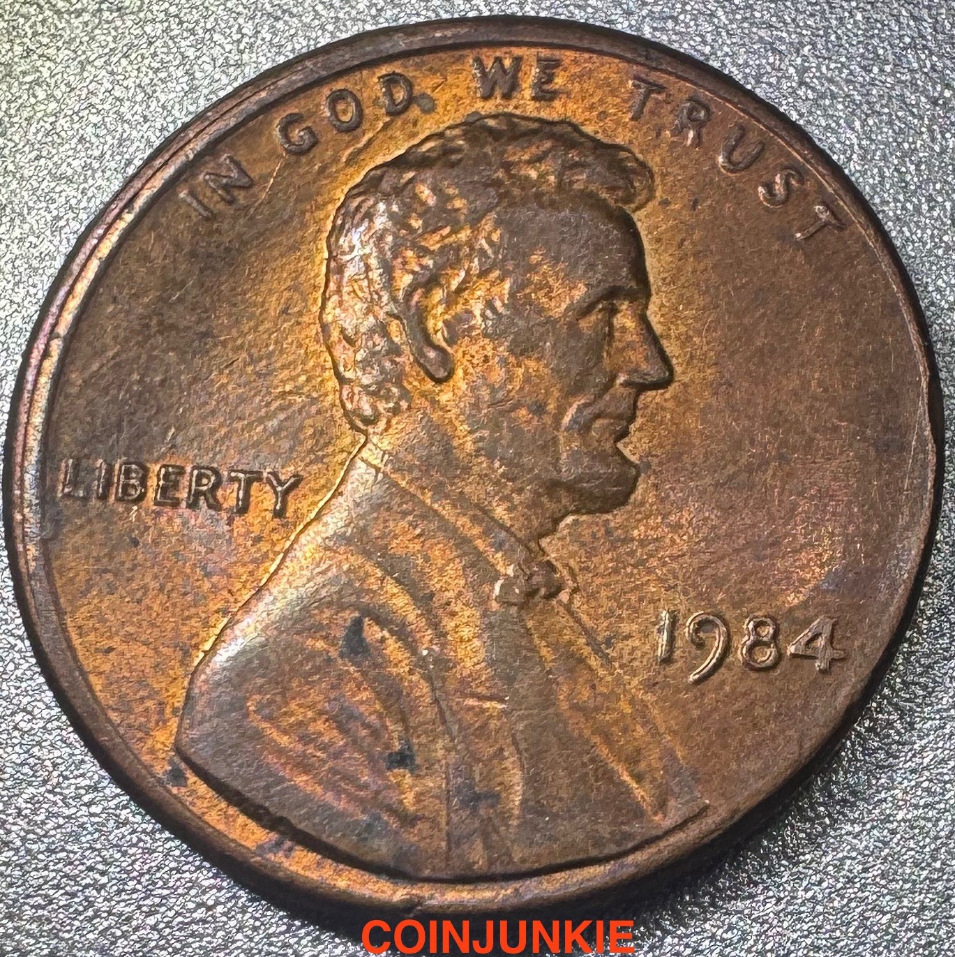1984 Lincoln Memorial Cent-SLIGHTLY OUT OF COLLAR-UNIQUE LOOKING COIN!