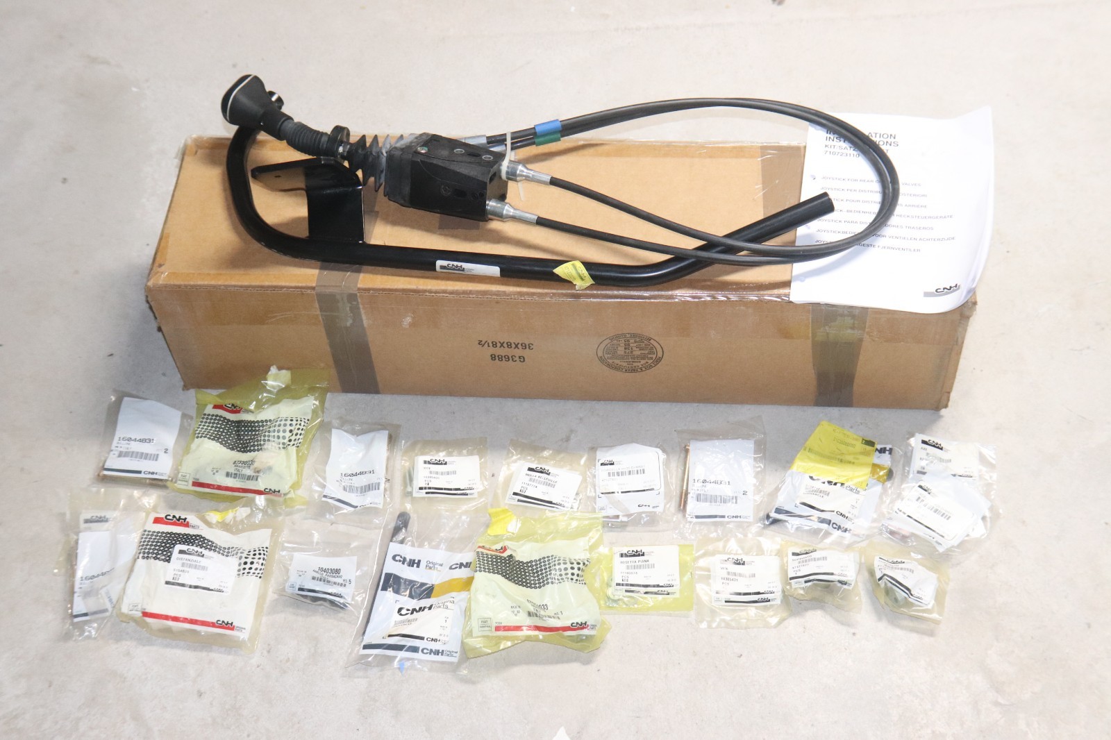CNH Joystick for Rear Control Valves 710723110 Genuine NEW T5030 T5070 JXU75 85U