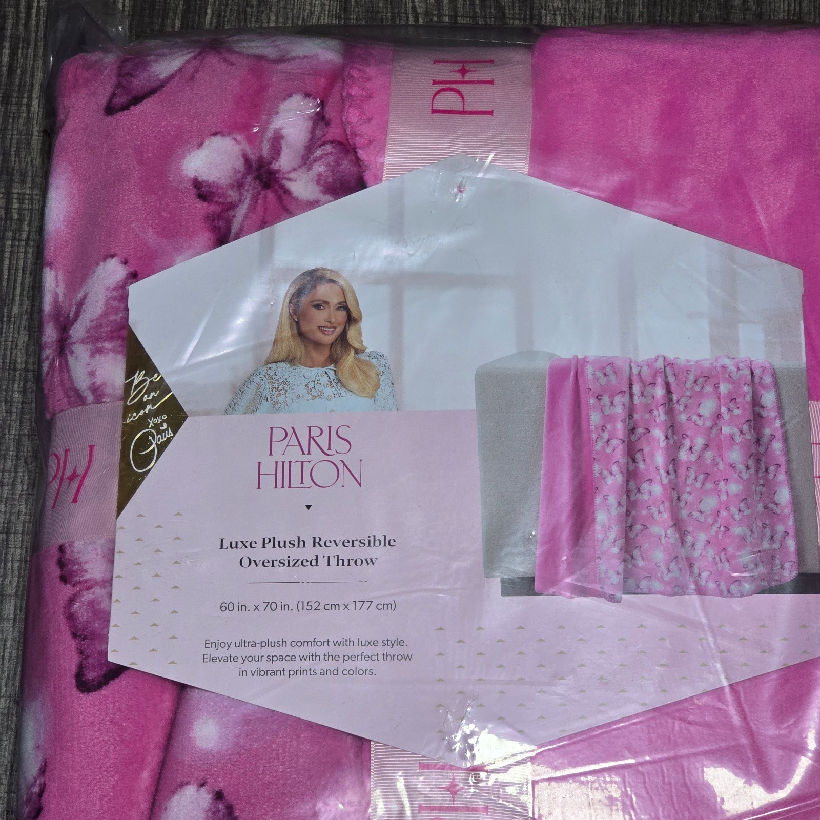 Paris Hilton Luxe Plush Oversized Reversible Butterflies Pink Throw Brand New