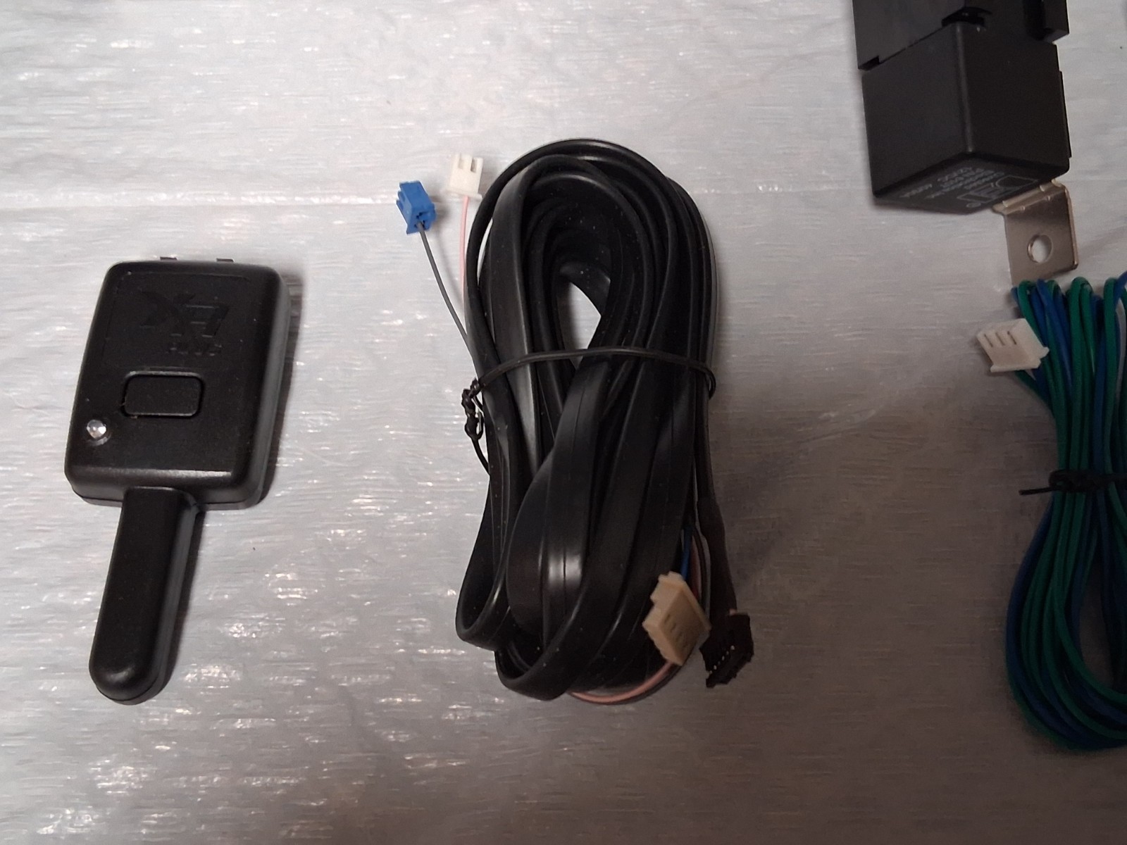 Viper 350 Plus | 1-Way Security System
