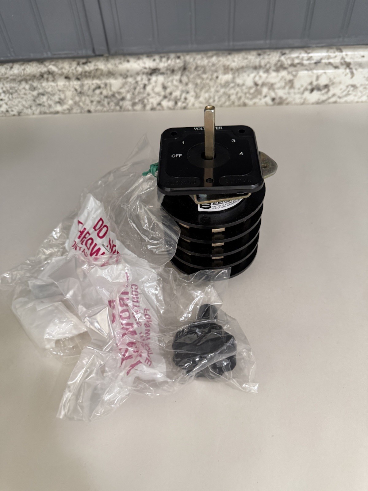 Series 24 ELECTROSWITCH 24304C Made In USA