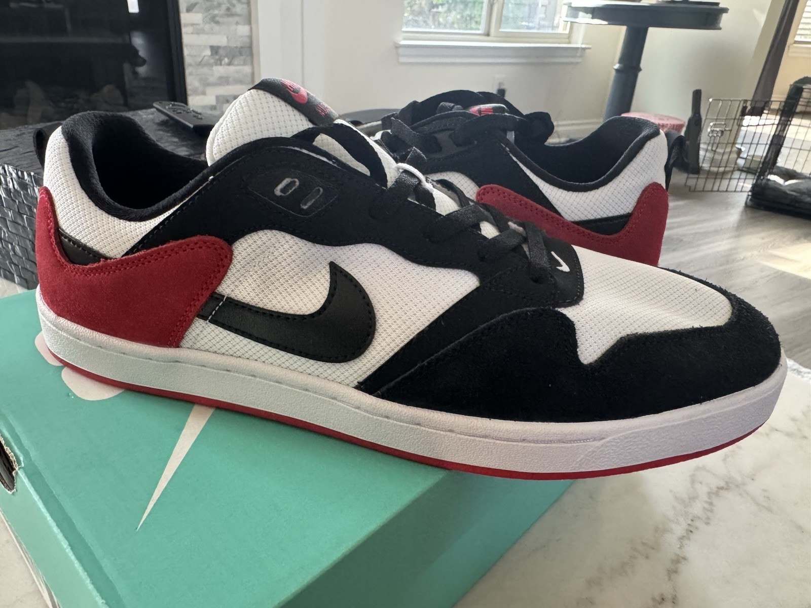 Nike SB Alleyoop Men's Skate Shoes White/Black/University Red US Size 12