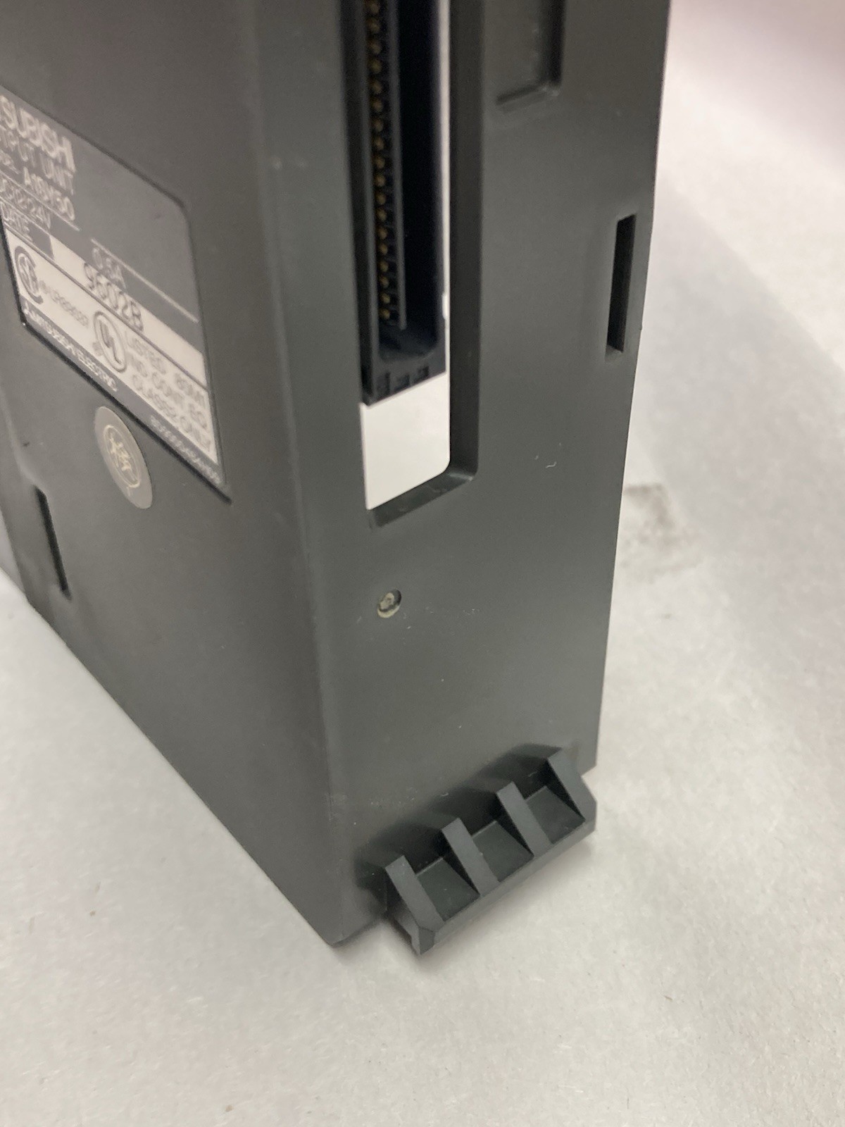 Mitsubishi,A1SY50,Output Module Unit DC12/24V 0.5A