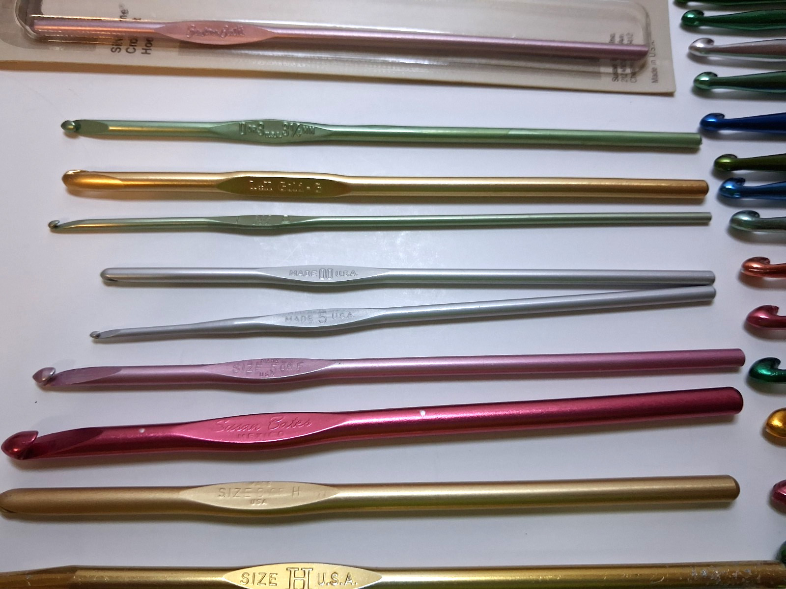Vintage Crochet Hooks Lot of 42 Aluminum Bates, Boye Oxmoor
