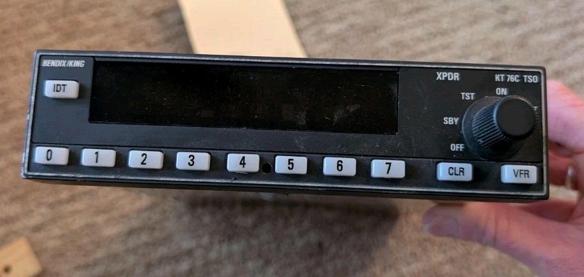 Bendix KING KT-76C Transponder P/N: 066-01156-0101 With Radio Tray