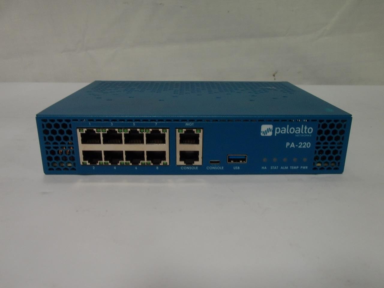 Palo Alto Networks PA-220 Network Security Appliance Firewall (J148)