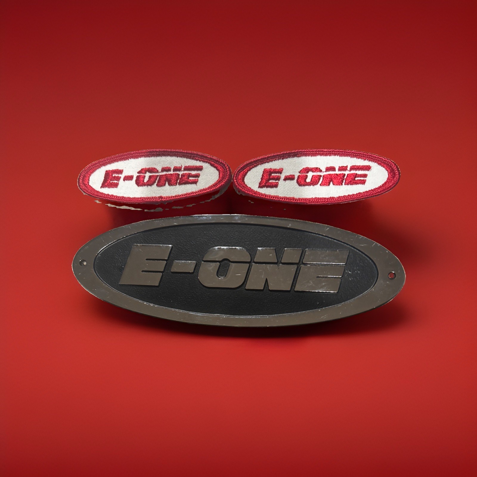 LARGE E- ONE HEAVY RESCUE METAL EMBLEM  AND  2  E-One  Patches 🔥