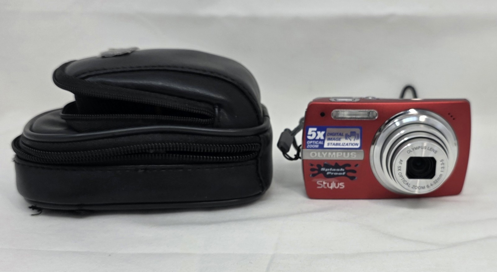 Olympus Stylus 820 8.0MP Compact Camera Red With Battery — TESTED WORKING