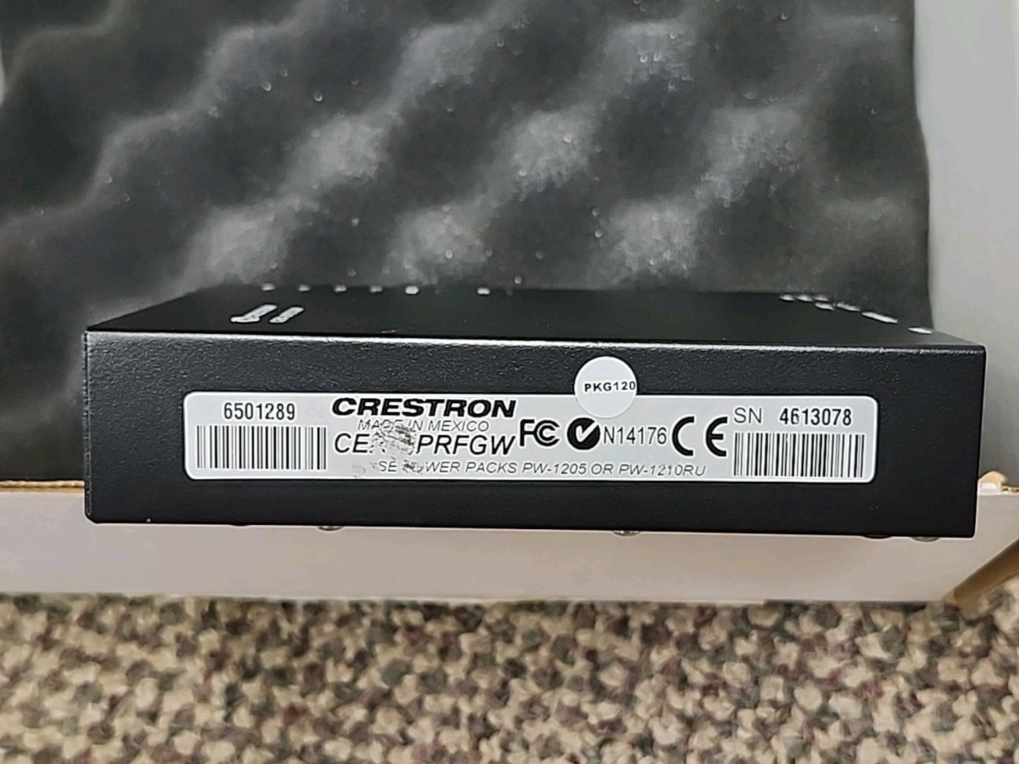 Crestron CEN-HPRFGW Extended Range RF Wireless Gateway