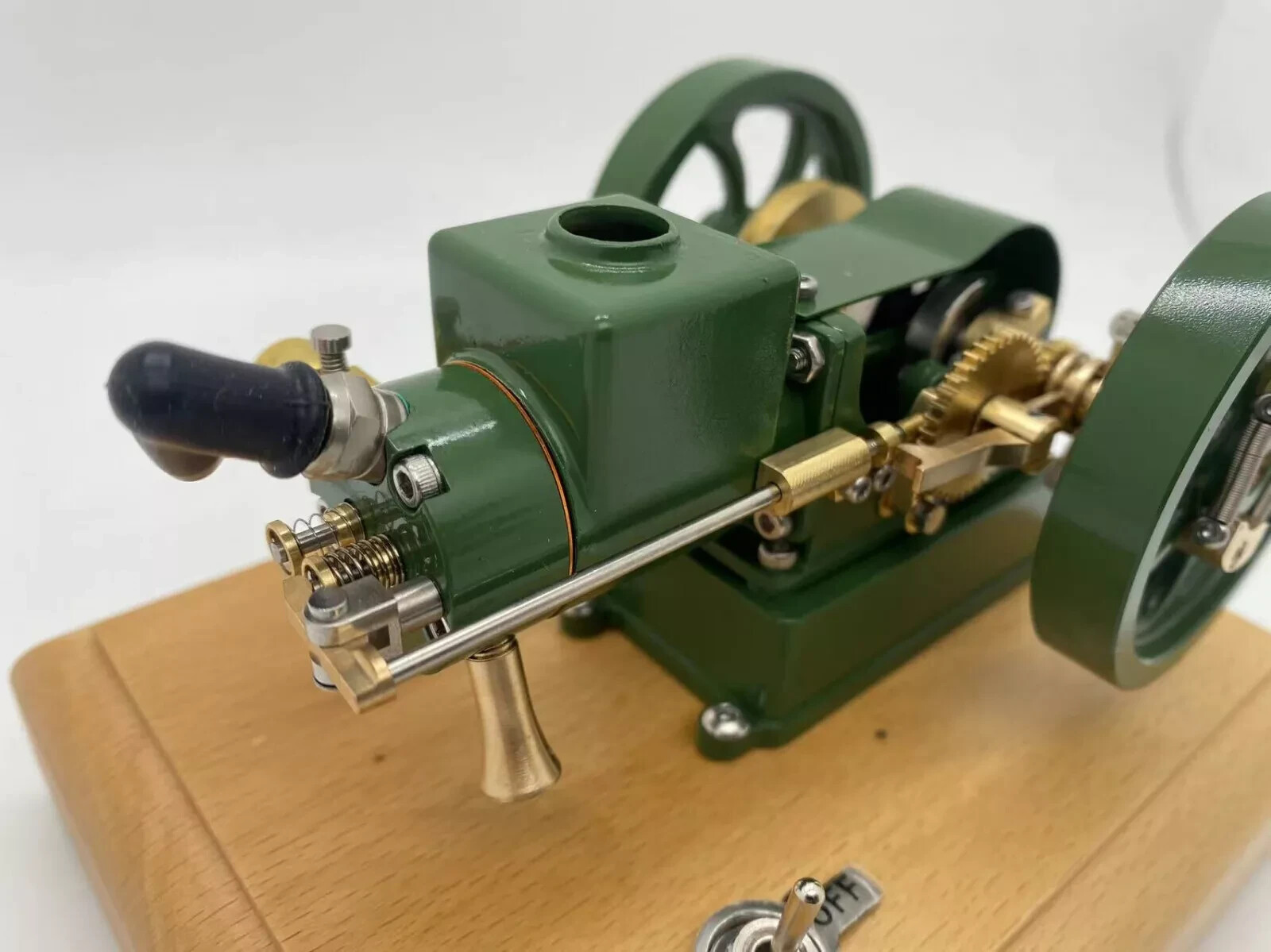 Hit and Miss Complete Engine Model M17 model