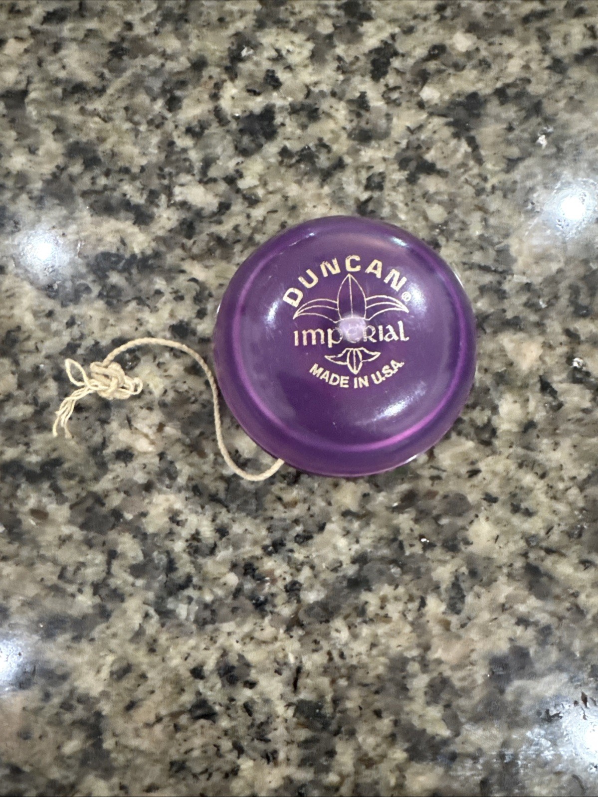 Vintage 1970s Duncan Imperial Purple Yo Yo USA Fleur De Lis