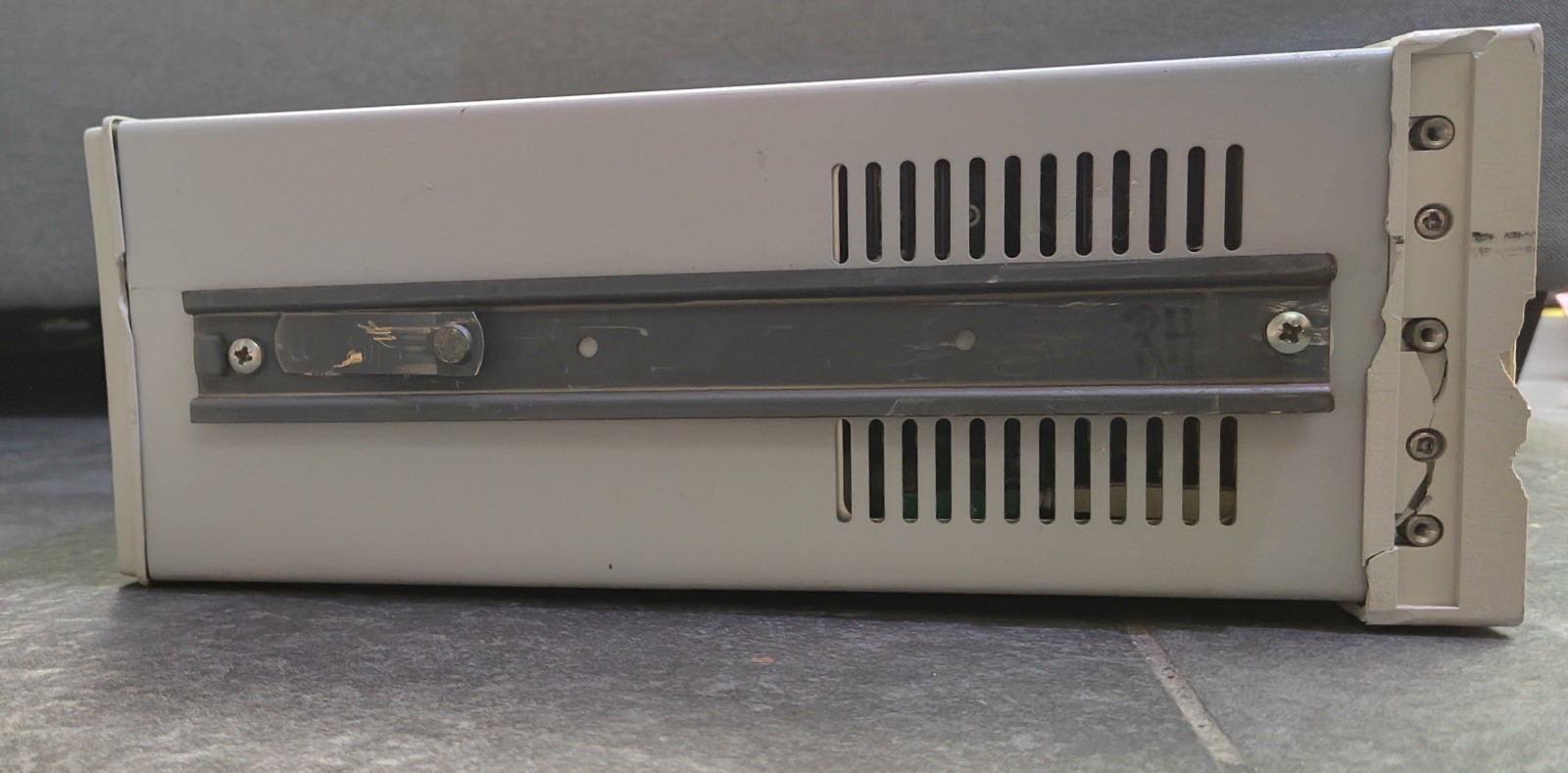 Agilent E3631A Triple Output Power Supply