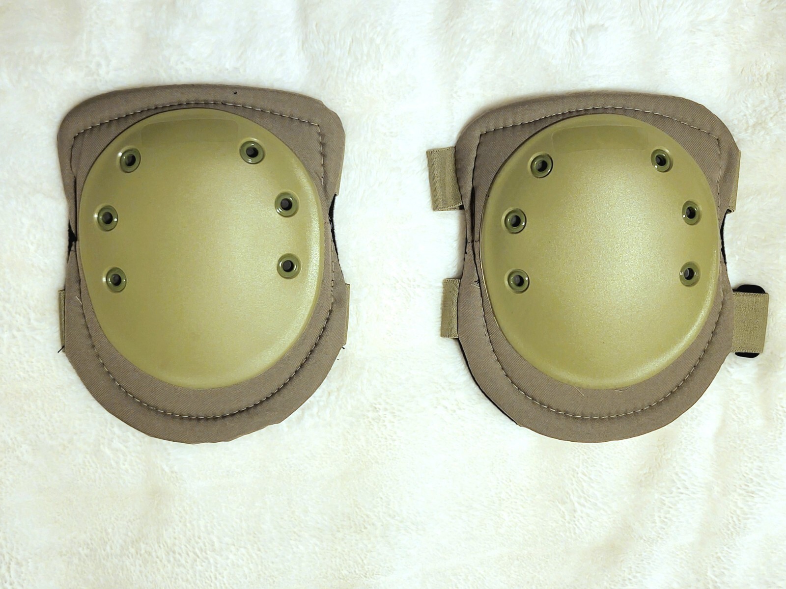 Galls Tactical Kneepads, Green, Elastic Straps With Hook And Loop Closure