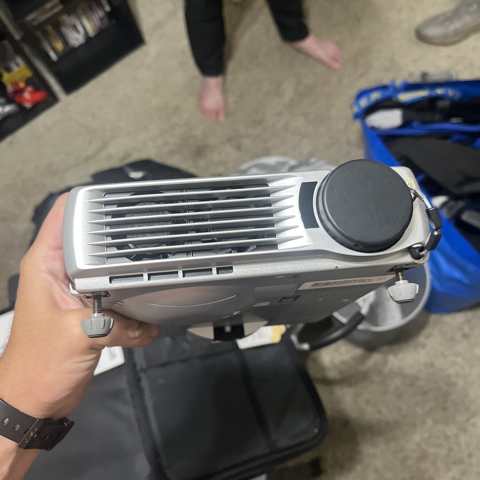 Plus Vision U4-136 Data Projector W/Remote, Cables, & padded carrying case. Test