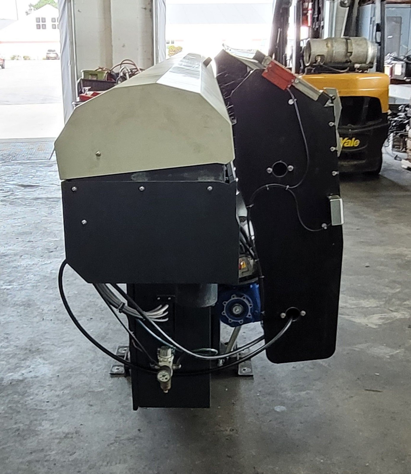 LNS Sprint 565 Bar Feeder