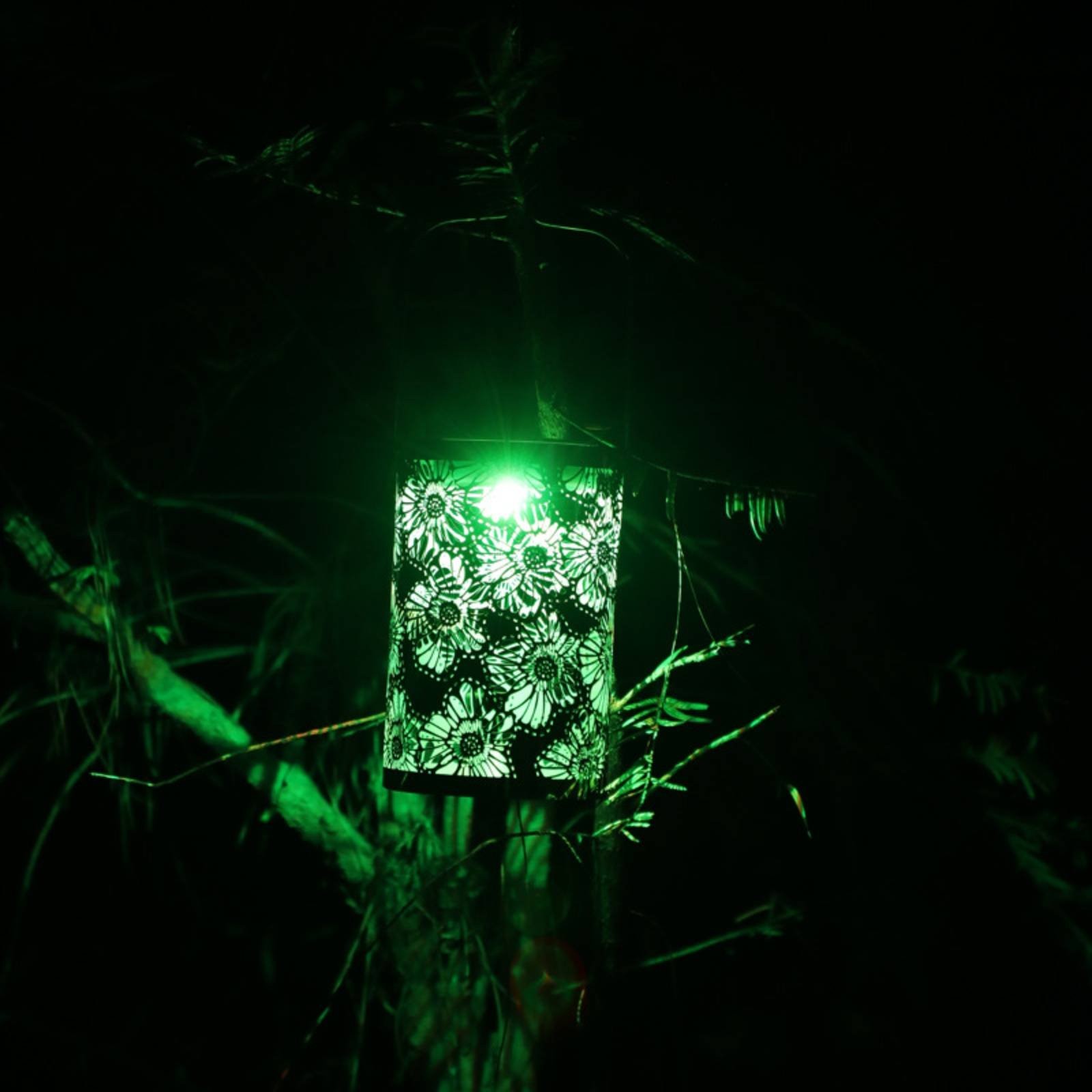Hollow-Hollow-Cut Solar Lantern Waterproof Floral Pattern Garden Lamp for Yard