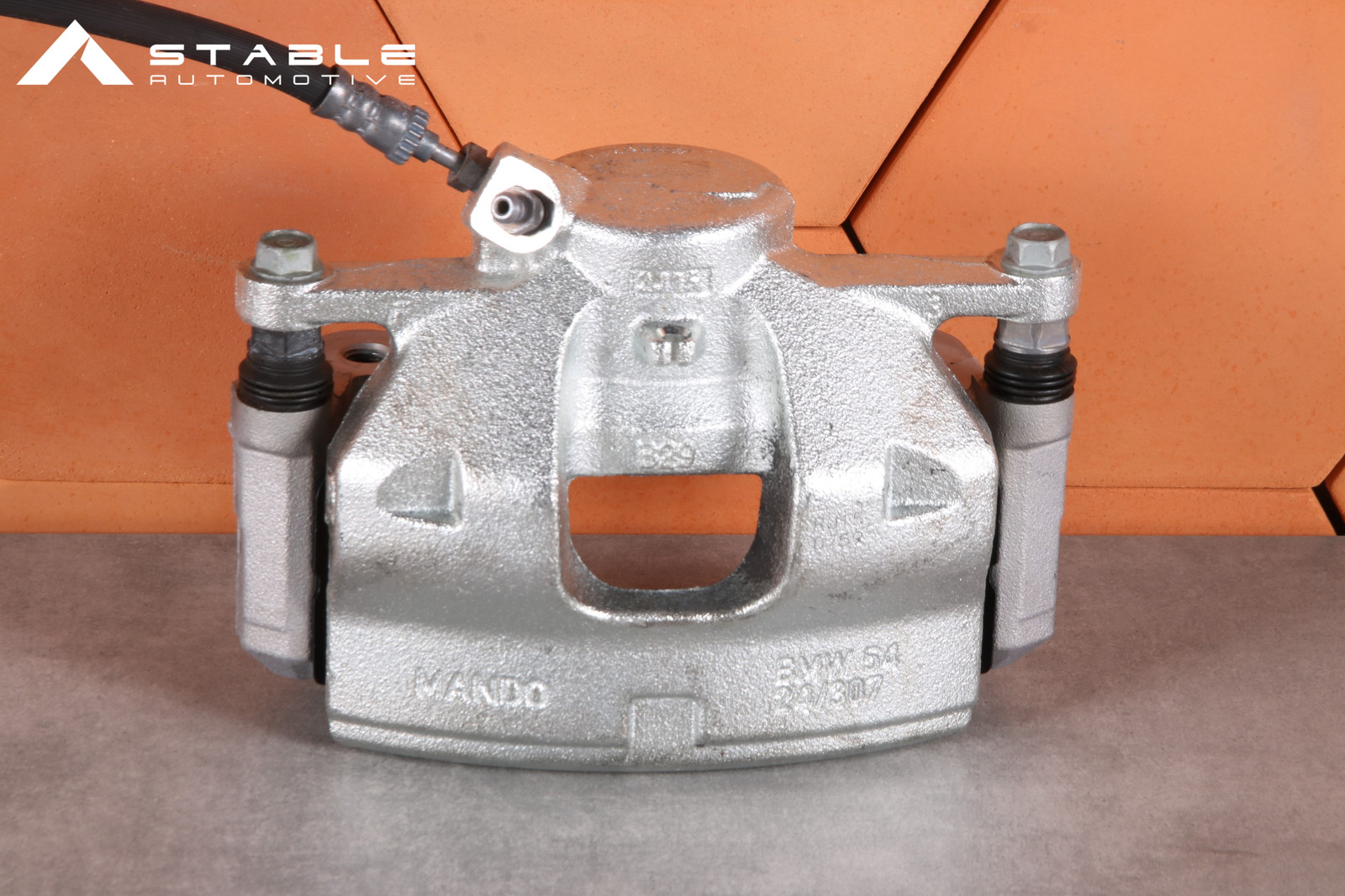 BMW F70 U06 X1 U11 X2 U10 FRONT RIGHT BRAKE CALIPER 54/24/307 8846690 3666 km !!